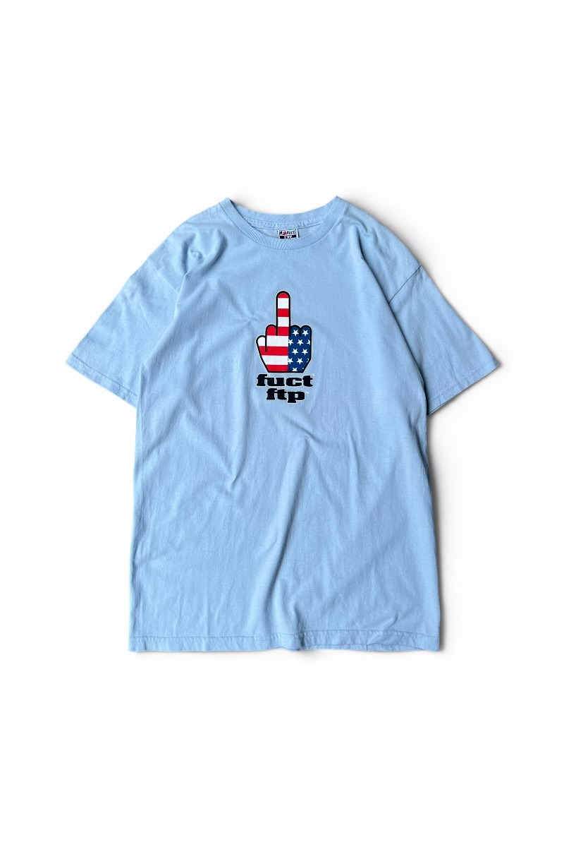【中古】FUCT / ftp (真実 / エフティーピー) MADE IN USA SKATEBOARDING FINGER T-SHIRT USA製 スケートボーディング 手の指 プルオーバー / LIGHT BLUE [SIZE: M USED]