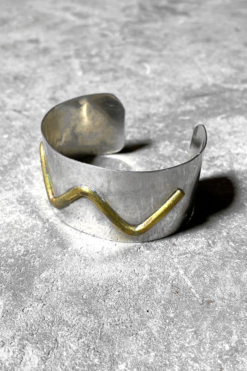 【中古】 VINTAGE MEXICAN JEWELRY (ヴィンテージ メキシカン 宝飾品) MADE IN MEXICO 925 SILVER BANGLE W/BRASS メキシコ合衆国製 925 しろがね色 バングル 金管楽器   [SIZE: ONE SIZE USED]