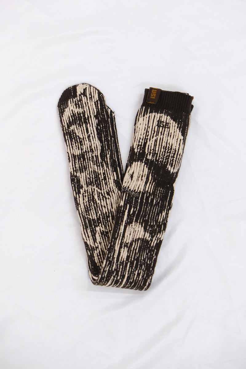 【メンズ新品】ISA BOULDER（イサ・ボルダー）AMBIT CREW SOCKS  グラフィックロングソックス COFFE CREAM ILLUSION[NEW]