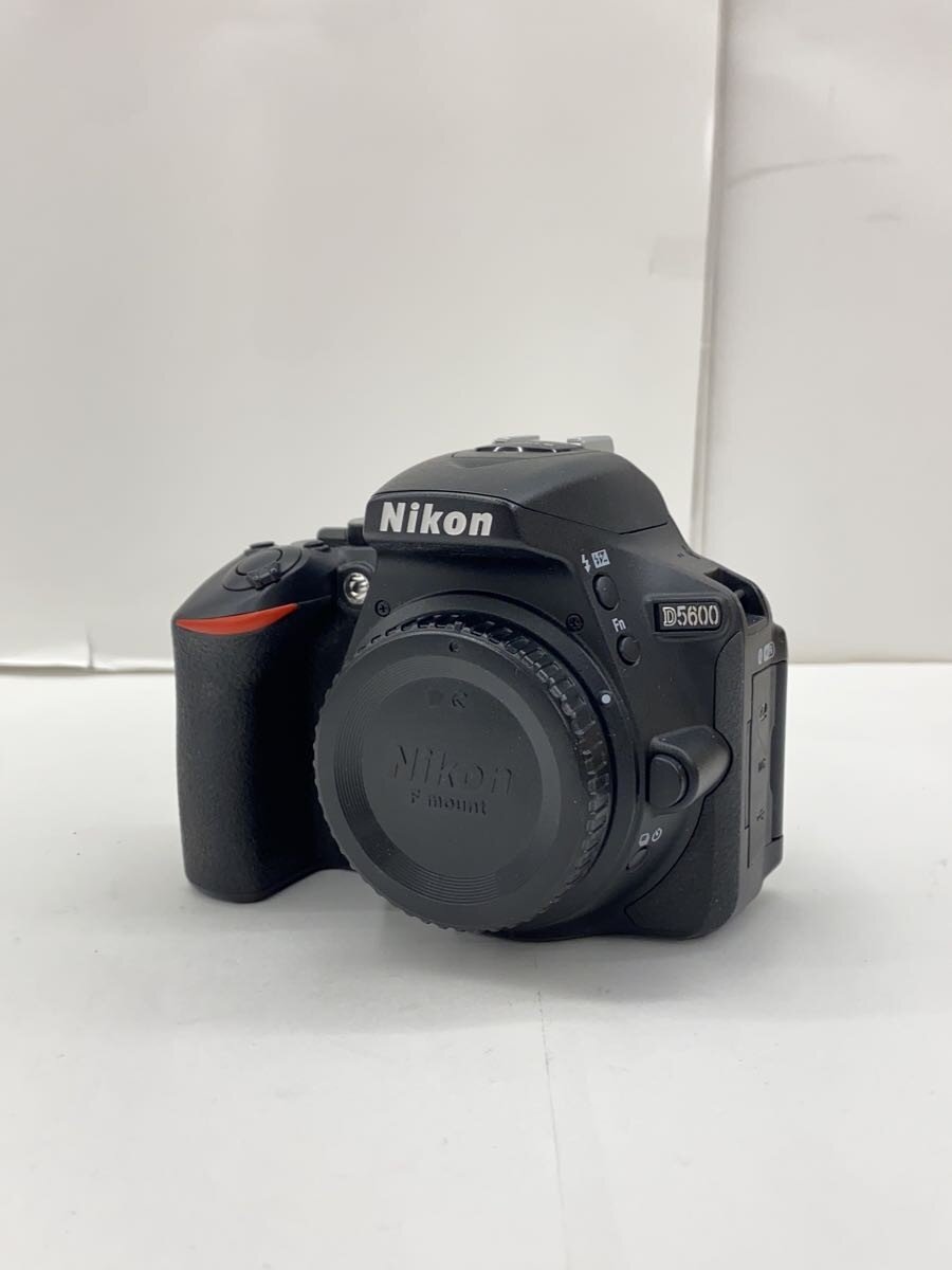 【中古】Nikon◆デジタル一眼写真機 D5600 ダブルズームキット//【写真機】