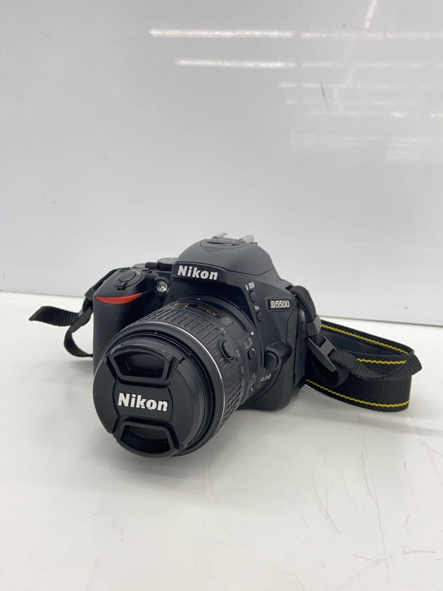 【中古】Nikon◆デジタル一眼写真機 D5500 ダブルズームキット [黒いこと]【写真機】