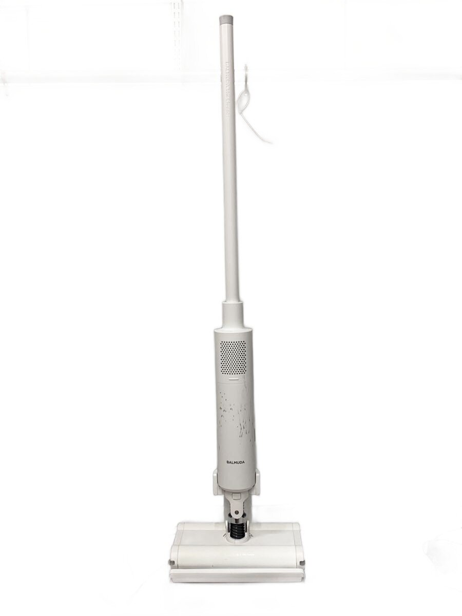 【中古】BALMUDA◆掃き出す機 C01A【家電・視覚性・オーディオ】