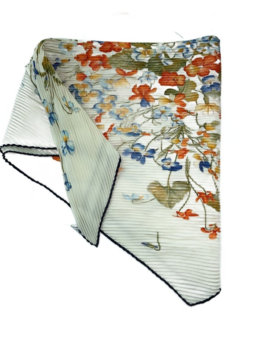 【中古】Salvatore Ferragamo◆えり巻き/地絹/IVO/花柄/レディース//【服飾雑貨他】