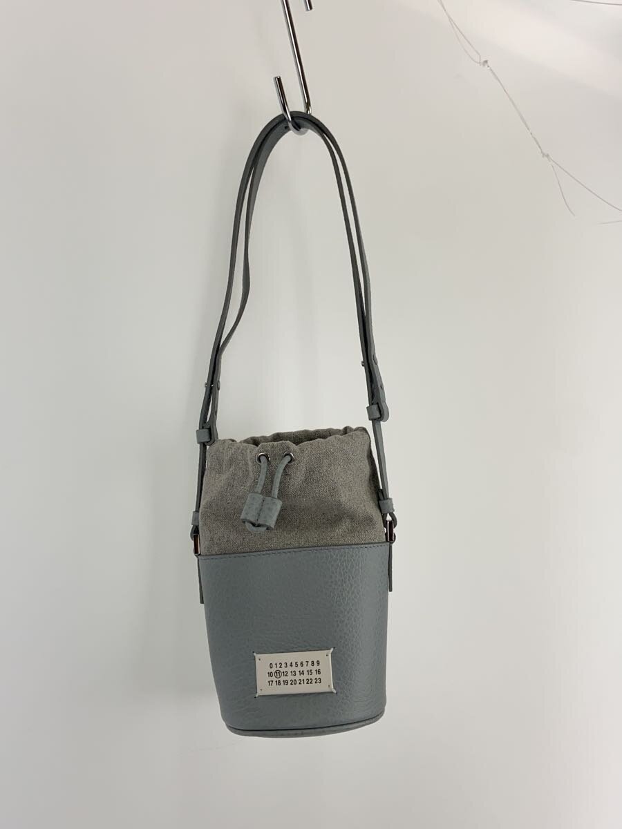 【中古】Maison Margiela◆ショルダーバッグ/なめし革/BLU/無地/s56wg0164【御徒面子】