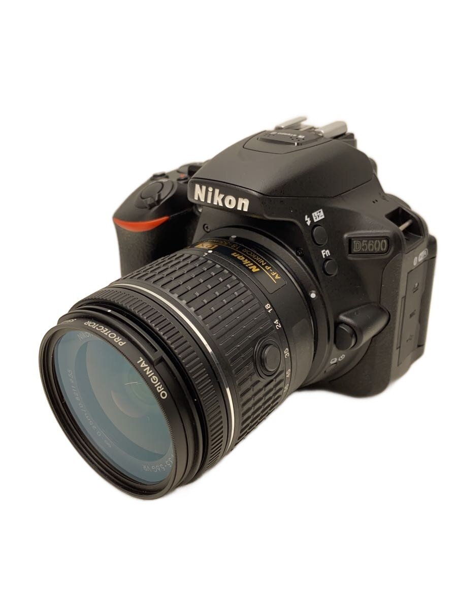 【中古】Nikon◆デジタル一眼写真機 D5600 ダブルズームキット//【写真機】