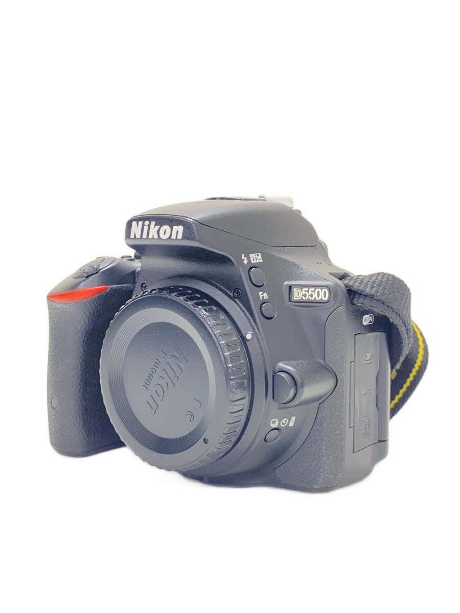 【中古】Nikon◆デジタル一眼写真機 D5500 ダブルズームキット [黒いこと]【写真機】