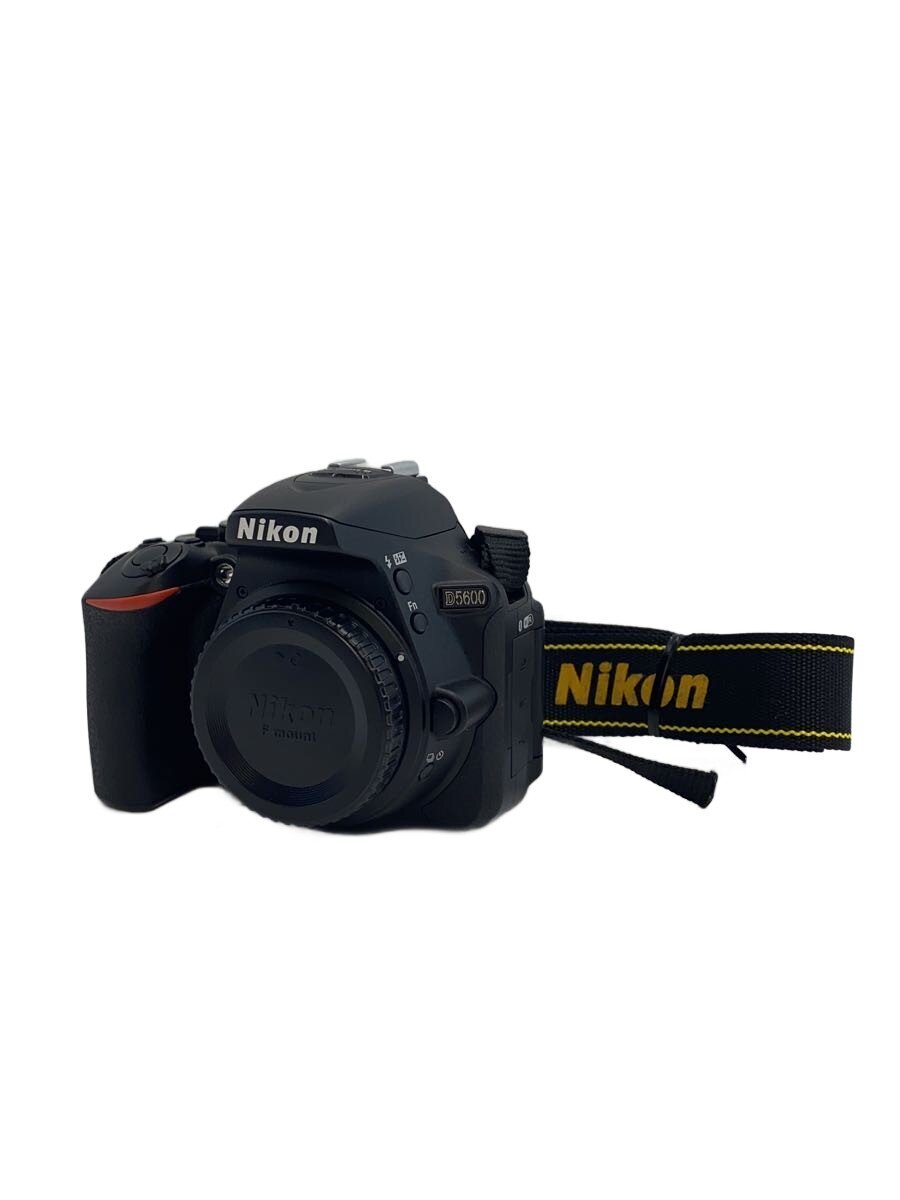 【中古】Nikon◆デジタル一眼写真機 D5600 ダブルズームキット【写真機】