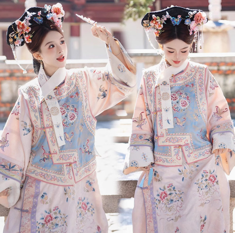 オーダーメイド　チャイナドレス　燃えるような蓮の花　オーロララメ オーダーメイド チャイナドレス 燃えるような蓮の花 オーロララメ