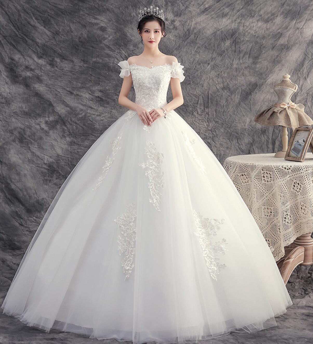 オフショルダーのフリル可愛いドレス　結婚式　披露宴　ウェディング　フリルドレス フリルオフショルダー ウエディングドレス【関税・送料込