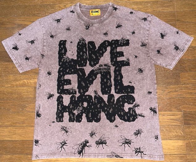 限定 【HANG ハング 犯具】 ヘビーオンス コットン生地 大判 フルプリント 半袖 Tシャツ ≪FLY & SHIT≫ (ブラウン) 茶 蝿 ハエ はえ 糞 糞尿 うんこ ウンコ スケート スケーター パンク ロック ハードコア アンダーグラウンド|JUNK HOUSE WEST