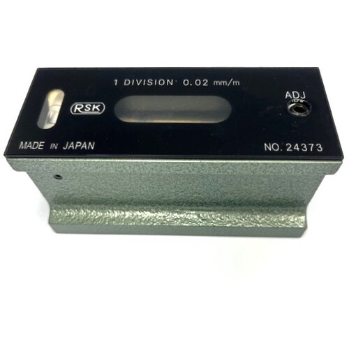新潟理研測範（RSK） 平形水準器 １００×０．０２ 【品番：08-02-100】