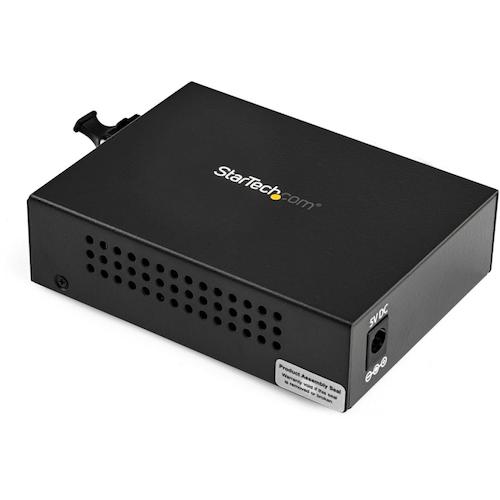 StarTech.com　光メディアコンバーター／１Ｇｂｐｓ／５５０ｍ／ＭＭ／ＬＣ２芯／Ｆ－ＤＰＸモード／ギガビットイーサネット　【品番：MCM1110MMLC】