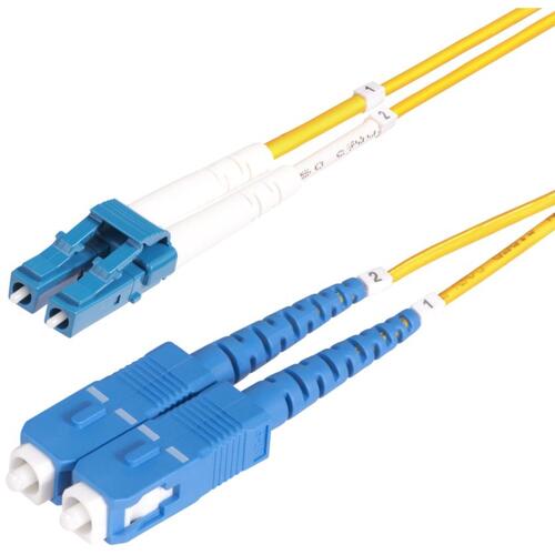 StarTech.com グラスファイバー有線テレビ／ＯＳ２シングル流行り物／５０ｍ／ＬＣ－ＳＣ／２芯／デュプレックス／ＬＳＺＨ／黄色／光学的 【品番：SMLCSC-os2-50M】