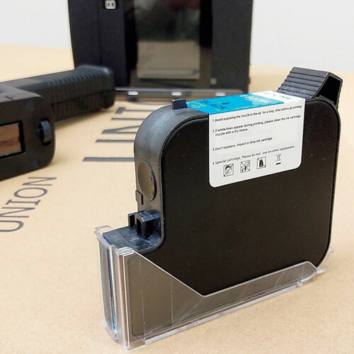 ユニオンケミカー １in ハンデ印刷人用 インクジェット薬莢 Ｂｌａｃｋ Ｉｎｋ Ｃａｒｔｒｉｄｇｅ ＥＢ２２ＢＬ 【品番：64040111】