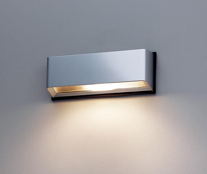 【法人様限定】【NNY20231KLE1】パナソニック 壁直付型 LED 電球色 ブラケット 通路用・横長・対称配光 防雨型 AreaLux パネル付型 panasonic/代引き不可品｜住宅設備機器の小松屋