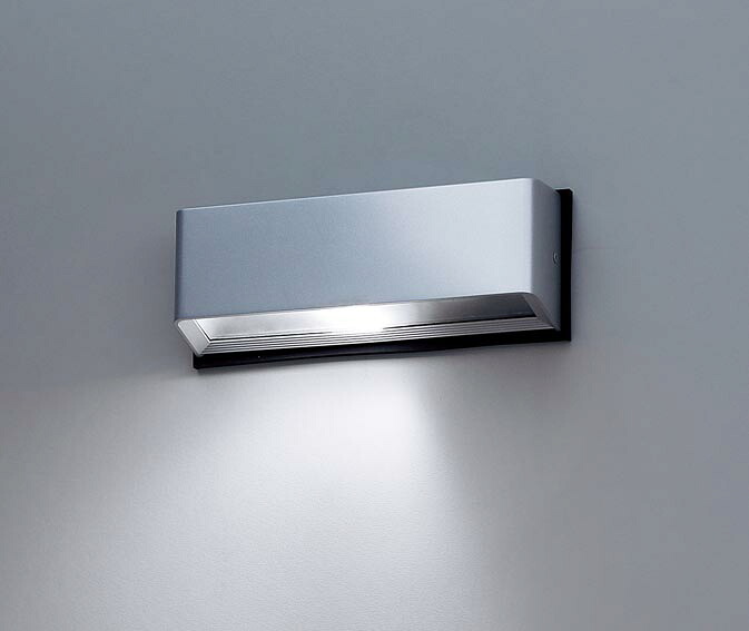 【法人様限定】【NNY20232KLE1】パナソニック 壁直付型 LED 昼白色 ブラケット 階段用・横長・非対称配光 防雨型 AreaLux パネル付型 panasonic/代引き不可品｜住宅設備機器の小松屋