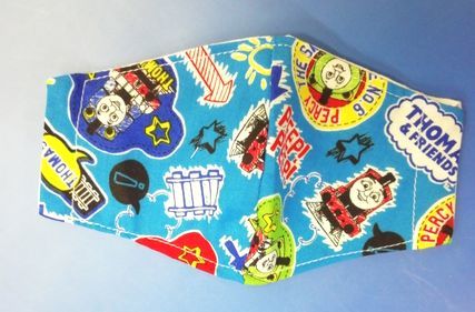 楽天市場 手作りマスク 幼児用 水色トーマス柄手作りマスク 日本製吉田晒の手作りマスク 何度でも洗えるマスク ゴム無しマスク 手作り 立体マスク きもの紅屋