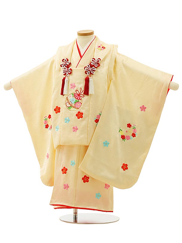 七五三 着物 3歳 レンタル 七五三 3歳 被布 セット 4256【正絹】クリーム色刺繍鈴小花 女の子 七五三レンタル 正絹 3歳 女児 被布 七五三 三歳女児 被布コート 子供 お祝い着 正月 3歳 3才 きものレンタル 新品足袋プレゼント 往復送料無料【レンタル】|京都かしいしょう