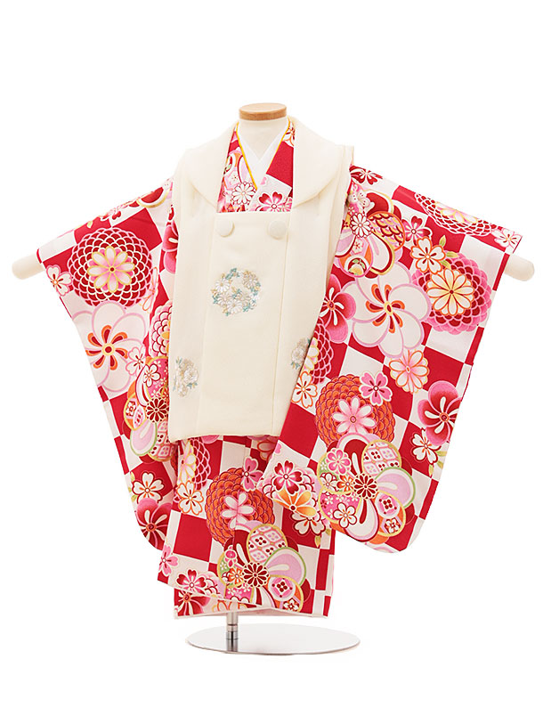 七五三 着物 3歳 レンタル 七五三 3歳 被布 セット 4450クリーム刺繍鞠x赤市松菊 女の子 七五三レンタル 3歳 女児 被布 七五三 三歳女児 被布コート 子供 お祝い着 正月 3歳 3才 きものレンタル 新品足袋プレゼント 往復送料無料【レンタル】｜京都かしいしょう