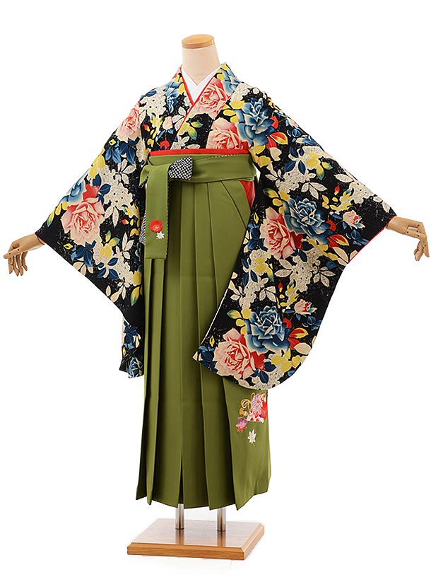 卒業式 袴 レンタル 女 女性 レンタル 卒業袴レンタル h695 黒地バラ×抹茶色袴 卒業式袴セット 着物 レンタル 二尺袖 着物 袴 フルセット 女性 大人 大学生 専門学生 卒業式 謝恩会 新品足袋プレゼント 往復送料無料【レンタル】