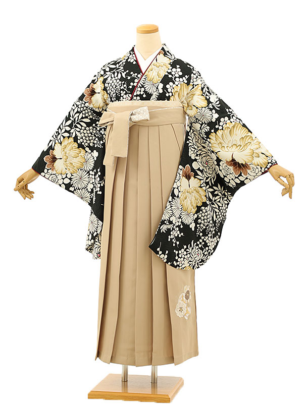 卒業式 袴 レンタル 女 女性 レンタル 卒業袴レンタル h1165 黒地花丸紋×ベージュ袴 卒業式袴セット 着物 レンタル 二尺袖 着物 袴 フルセット 女性 大人 大学生 専門学生 卒業式 謝恩会 新品足袋プレゼント 往復送料無料【レンタル】 14,256円
