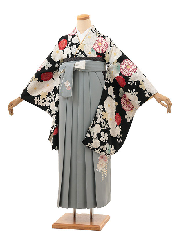 卒業式 袴 レンタル 女 女性 レンタル 卒業袴レンタル h1814　九重　白菊(黒)×藤牡丹刺繍(グレー) ブランド 着物 レンタル 二尺袖 着物 袴 フルセット 女性 大人 大学生 専門学生 卒業式 謝恩会 新品足袋プレゼント 往復送料無料【レンタル】