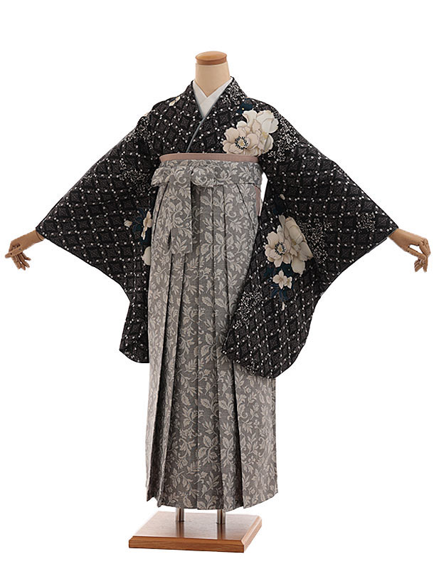卒業式 袴 レンタル 女 女性 レンタル 卒業袴レンタル V309　黒 ダマスク 花×グレー小花 着物 レンタル 二尺袖 着物 袴 フルセット 女性 大人 大学生 専門学生 卒業式 謝恩会 新品足袋プレゼント 往復送料無料【レンタル】