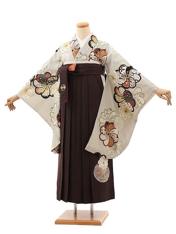 卒業式 袴 レンタル 女 女性 レンタル 卒業袴レンタル V634　JAPAN STYLE グレージュ捻り梅×こげ茶 着物 レンタル 二尺袖 着物 袴 フルセット 女性 大人 大学生 専門学生 卒業式 謝恩会 新品足袋プレゼント 往復送料無料【レンタル】
