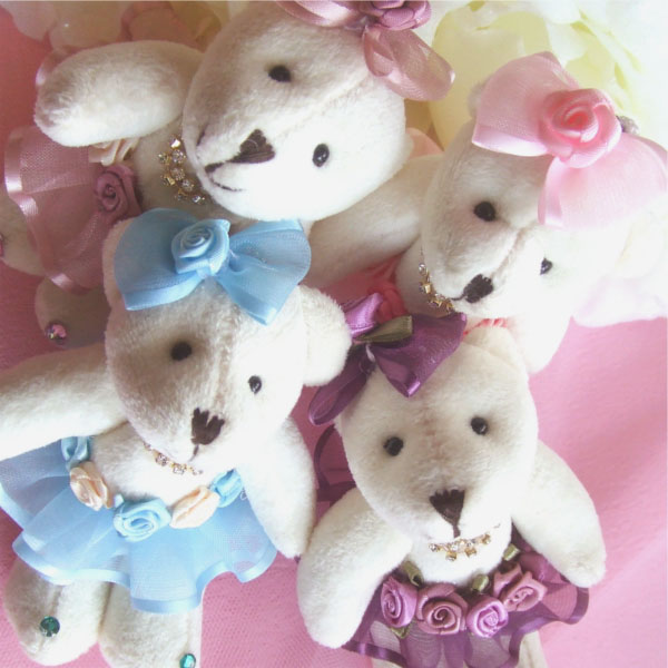 お花のクマちゃんキーホルダー♪ キーホルダー | Sakura Quilted Teddy Bear – MIKA NINAGAWA