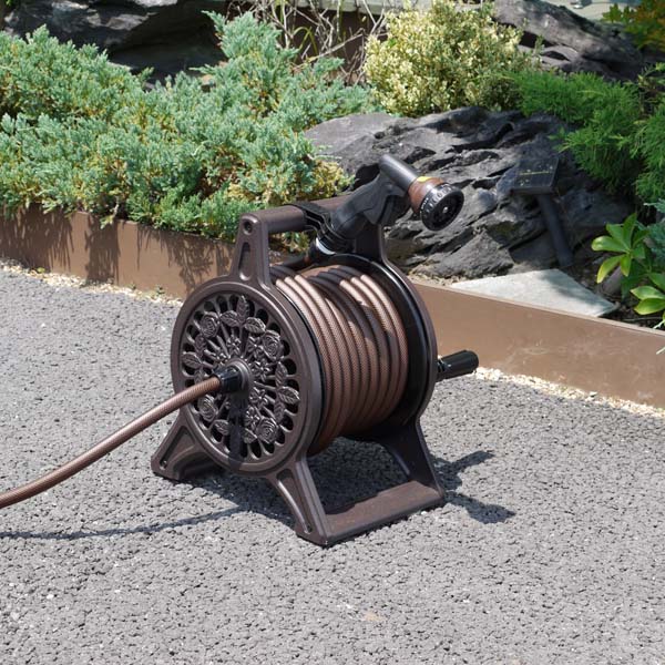 おしゃれ 安心 日本製 ガーデニング ホース m ガーデニング雑貨 ガーデニング用品 英国ガーデン風 デザイン 本格派ホースリール ホースリール おしゃれ ブロンズリール 散水ホース 水まきホース 水撒きホース 散水 ガーデン 園芸 花 花壇 夏 庭 屋外 ベランダ Gefert Com Br
