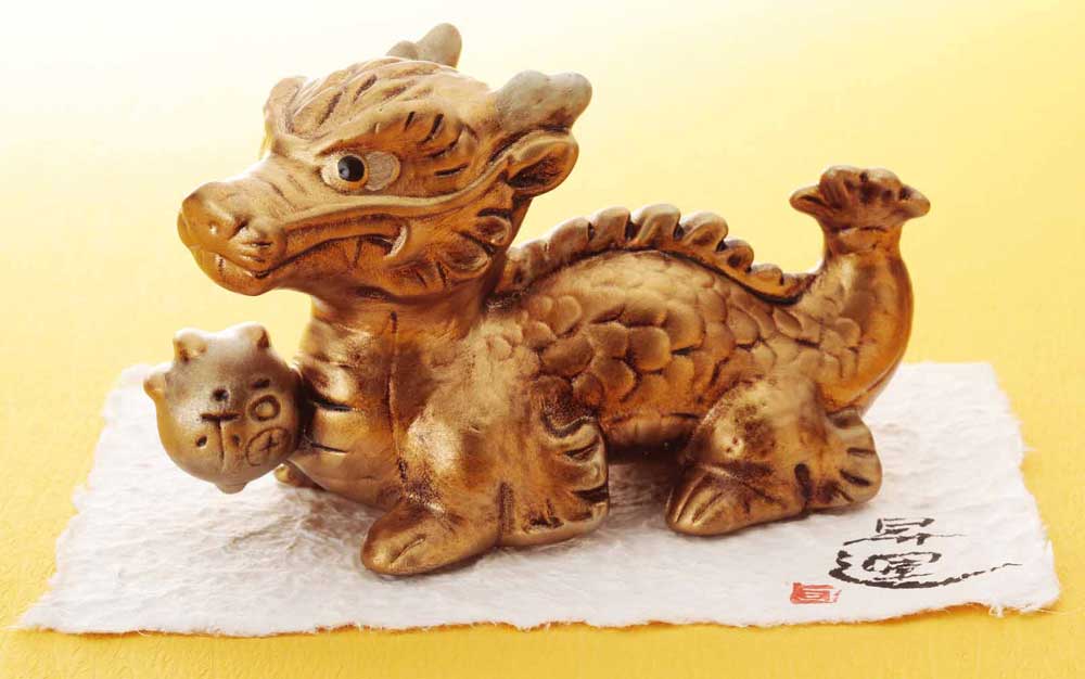 中国美術品　旧家蔵出　乾隆年製銘　太極八卦風水塗金盤　縁起物　金運UP 中国美術品 旧家蔵出 乾隆年製銘 太極八卦風水塗金盤 縁起物