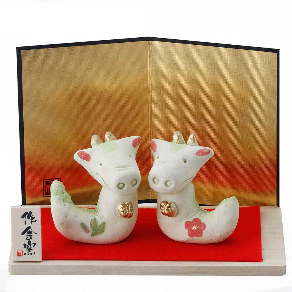 楽天市場】午 たたら飾り大 白 26-07 / 瀬戸焼 2026年 令和8年 干支 午