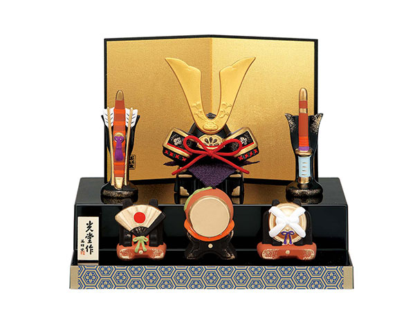 楽天市場】五月人形 コンパクト 陶器 小さい 兜 かぶと/ 金爛