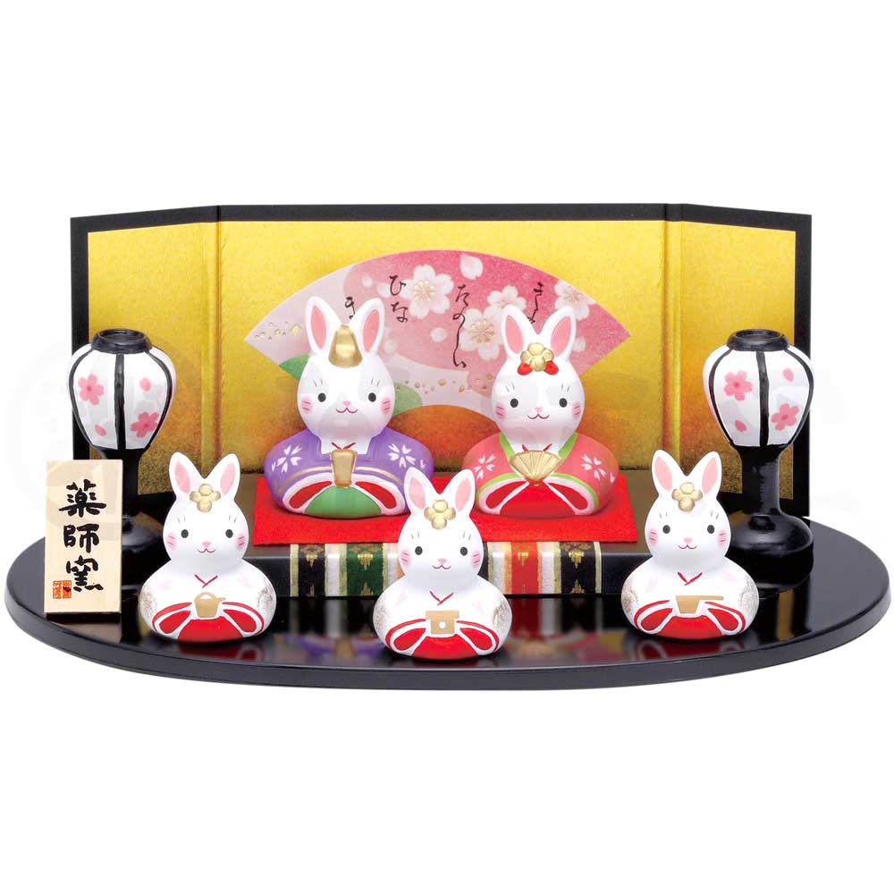 楽天市場 雛人形 コンパクト 陶器 小さい 可愛い ひな人形 錦彩うさぎ平飾り雛 ミニチュア 初節句 お雛様 おひな様 雛飾り 美濃のちゃわん屋さん 古林恩羅院