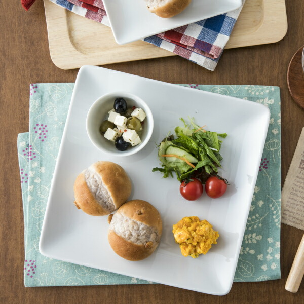 楽天市場】角皿 28.9cm 正方形 日本製 陶器 食器 洋食器 白い