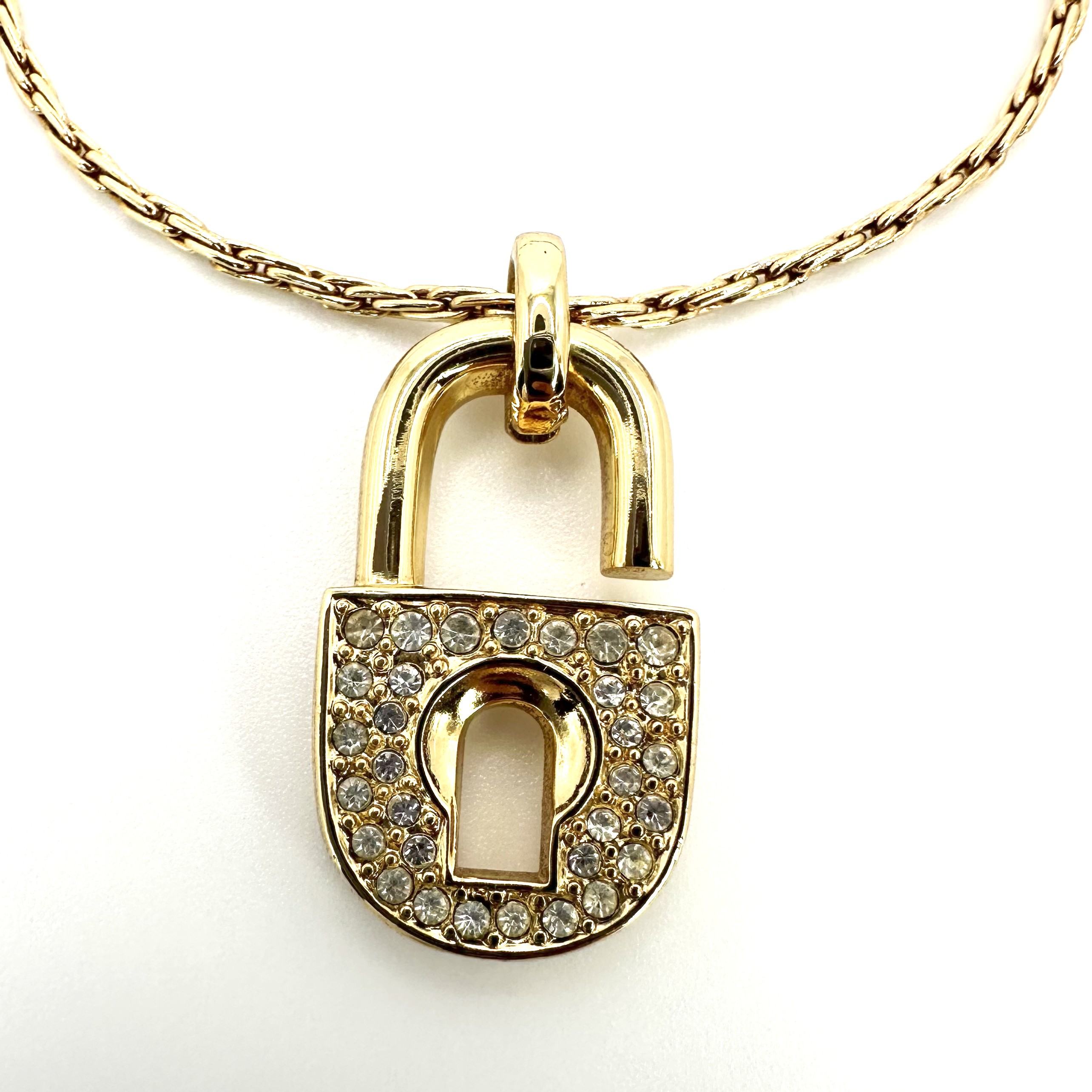 【Christian Dior】クリスチャンディオール パドロックブレスレット 鍵モチーフ 【中古】 USED-AB 【9304】 質屋かんてい局仙台卸町店 店