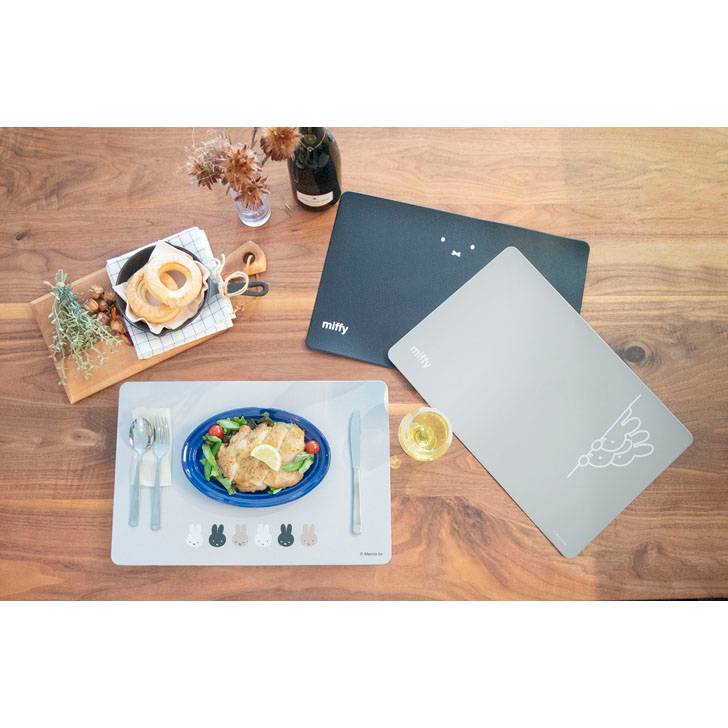 市場 オカトー キッチン Miffy ミッフィー 顔だけミッフィー 拭けるランチョンマット