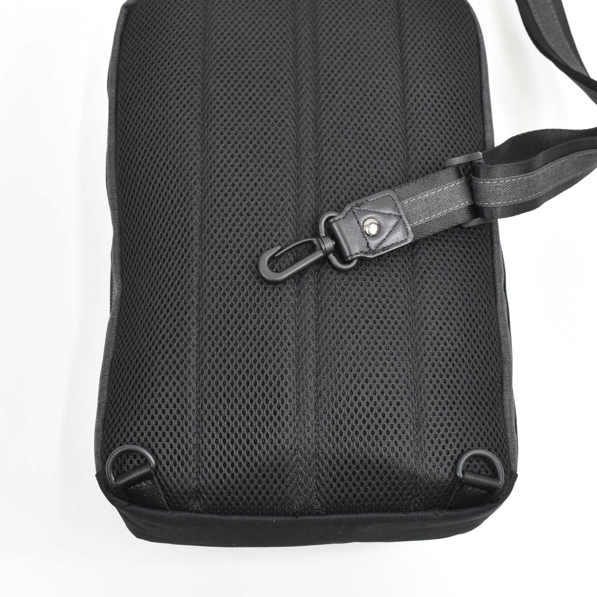 21正規激安 ボディバッグ ショルダーバッグ Moustache Mdp 0651 お買い求めしやすい価格 Www Globaldentalcentre Org