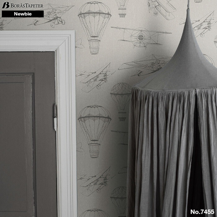 低価格の 壁紙 輸入壁紙 Borastapeter Newbie 53cmx10m 全3色 はがせる壁紙 貼ってはがせる壁紙 フリース壁紙 おしゃれ 張り替え Diy 北欧 賃貸 インテリア スウェーデン製 ボラスタペーター 子ども部屋 アンティーク イラスト 飛行機 気球 白 ベージュ ネイビー