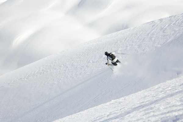楽天市場 スキー 雪 スノーボードの壁紙 輸入 カスタム壁紙 Photowall Off Piste Skiing In Chamonix France E 貼ってはがせるフリース壁紙 不織布 海外取り寄せのため1カ月程度でお届け 代引き不可 壁紙 屋本舗 カベガミヤホンポ