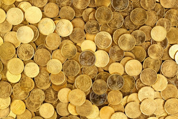楽天市場 コイン 硬貨 お金 金 金色 ゴールド の壁紙 輸入 カスタム壁紙 Photowall Euro Coins 貼ってはがせるフリース壁紙 不織布 海外取り寄せのため1カ月程度でお届け 代引き 後払い不可 壁紙屋本舗 カベガミヤホンポ