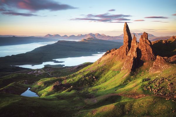 楽天市場 山 自然の壁紙 輸入 カスタム壁紙 Photowall Scotland Old Man Of Storr 貼ってはがせるフリース壁紙 不織布 海外取り寄せのため1カ月程度でお届け 代引き 後払い不可 壁紙屋本舗 カベガミヤホンポ