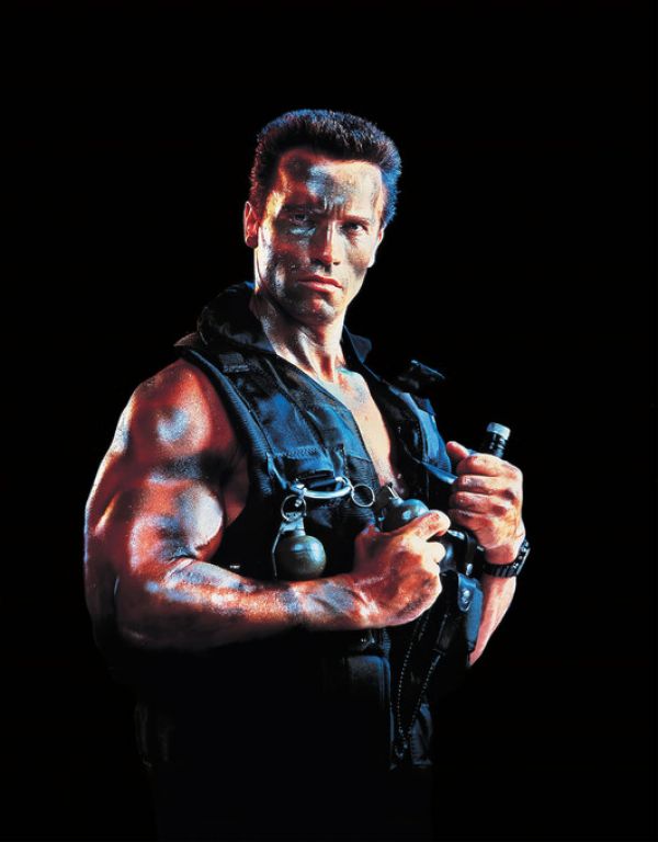 楽天市場 アーノルド シュワルツェネッガー 映画 コマンドーの壁紙 輸入 カスタム壁紙 Photowall Arnold Schwarzenegger In Commando 貼ってはがせるフリース壁紙 不織布 海外取り寄せのため1カ月程度でお届け 代引き 後払い不可 壁紙屋本舗