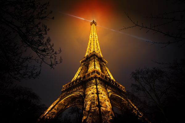 楽天市場 エッフェル塔 パリ 夜の壁紙 輸入 カスタム壁紙 Photowall La Tour Eiffel 貼ってはがせるフリース壁紙 不織布 海外取り寄せのため1カ月程度でお届け 代引き不可 壁紙屋本舗 カベガミヤホンポ