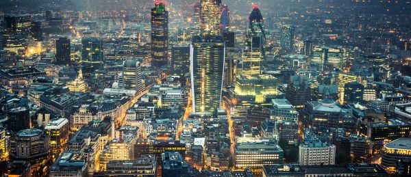 楽天市場 ロンドン 夜景 ビル 街の壁紙 輸入 カスタム壁紙 Photowall London Skyline At Night 貼ってはがせるフリース壁紙 不織布 海外取り寄せのため1カ月程度でお届け 代引き不可 壁紙屋本舗 カベガミヤホンポ