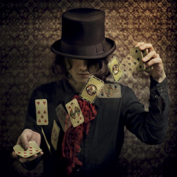 楽天市場 マジシャン トランプ シルクハットの壁紙 輸入 カスタム壁紙 Photowall Try Your Fortune 貼ってはがせるフリース壁紙 不織布 海外取り寄せのため1カ月程度でお届け 代引き 後払い不可 壁紙屋本舗 カベガミヤホンポ