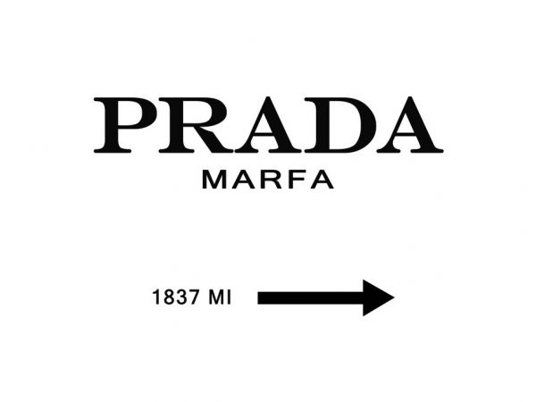 楽天市場 タイポグラフィー アルファベット 白 ホワイト モノトーンの壁紙 輸入 カスタム壁紙 Photowall Prada Marfa 貼ってはがせるフリース壁紙 不織布 海外取り寄せのため1カ月程度でお届け 代引き 後払い不可 壁紙屋本舗 カベガミヤホンポ