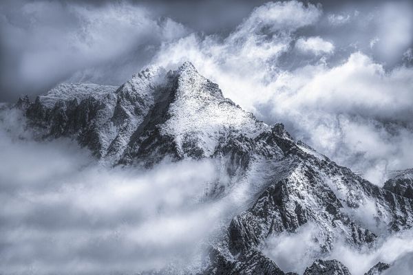 楽天市場 山 雪山 雲 自然 風景 景色の壁紙 輸入 カスタム壁紙 Photowall Emerging 貼ってはがせるフリース 壁紙 不織布 海外取寄せ商品 代引き 後払い不可 壁紙屋本舗 カベガミヤホンポ