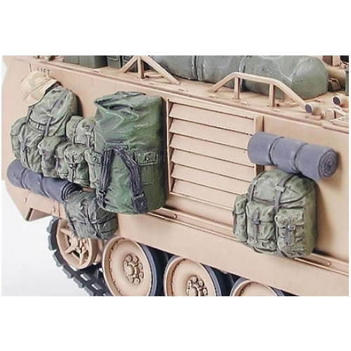 タミヤ【プラモデル】1/35ミリタリーミニチュアシリーズNo.265アメリカM113A2デザートワゴンH-4950344995806