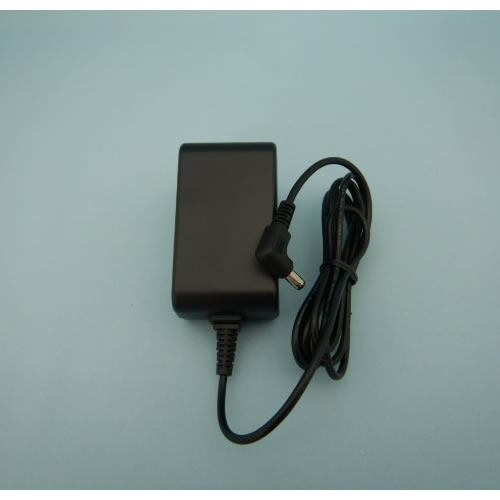日立【補修部品】掃除機用ACアダプタークミ（PVA-04） PV-BFL1、PV-BHL1000J対応 PVBHL1000J1-006【メーカー純正品】HITACHI